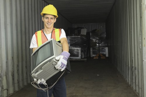 Choosing a waste removal service in Rotherhithe